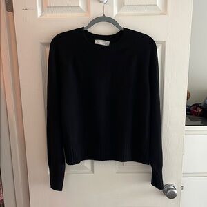 Black Crew Neck Cashmere Sweater
